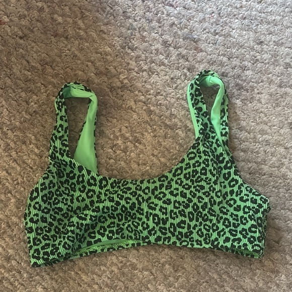 Large bikini top - Picture 1 of 1